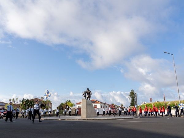 1755531964camara_rib_grande_bombeiros_da_ribeira_grande_inauguram_monumento_ao_bombeiro.jpg