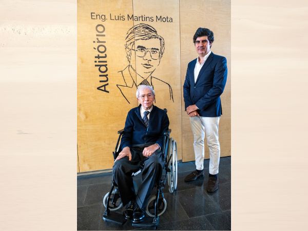 1757782608cmlagoa_ATRIBUIDO_NOME_DE_ENG_LUIS_MARTINS_MOTA_AO_AUDITORIO_DO_NONAGON.jpg